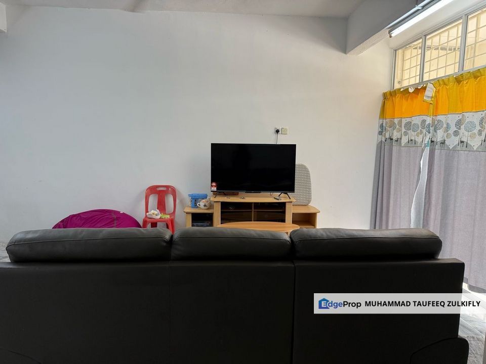 FULLY FURNISHED | AVAILABLE OCTOBER | 2 Storey Terrace Taman Permai Seremban, Negeri Sembilan, Seremban