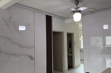 SL 14, Bandar Sungai Long