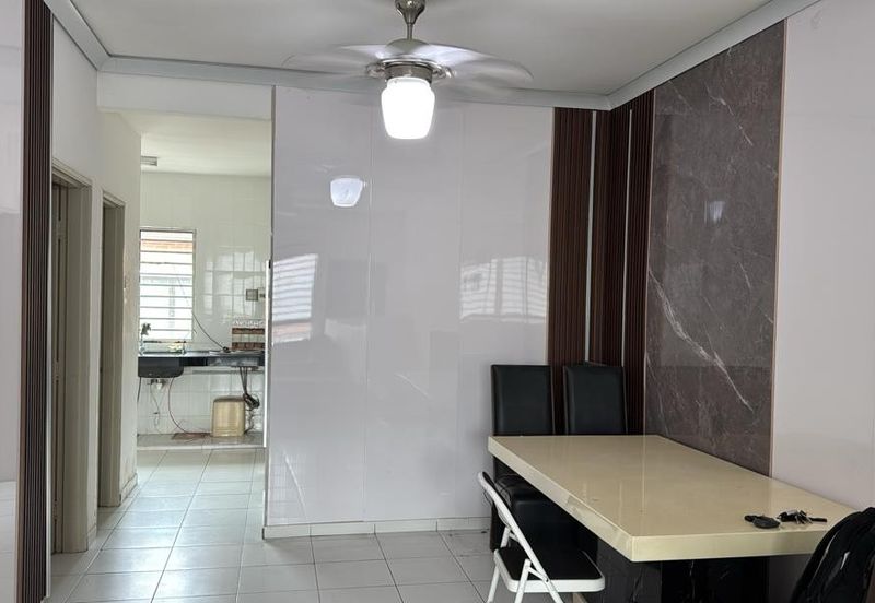 SL 14, Bandar Sungai Long