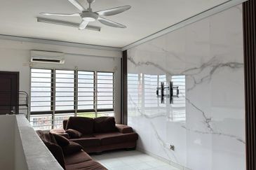 SL 14, Bandar Sungai Long