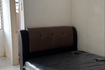 SL 14, Bandar Sungai Long