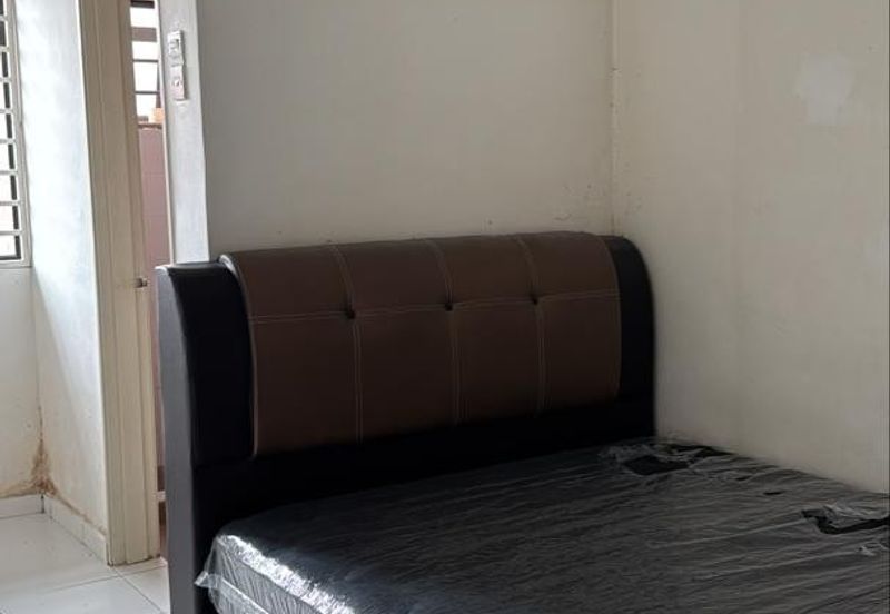 SL 14, Bandar Sungai Long