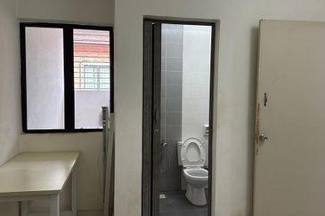 SL 14, Bandar Sungai Long