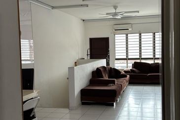 SL 14, Bandar Sungai Long