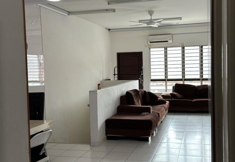 SL 14, Bandar Sungai Long