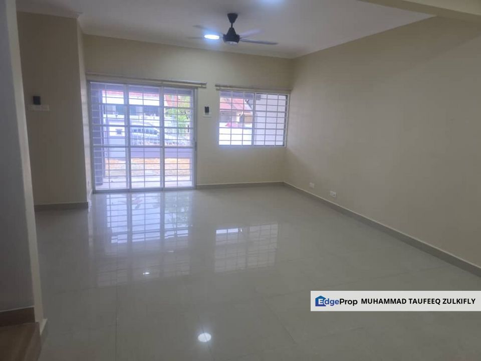 PARTIAL FURNISHED | NEWLY REPAINT | 2 Storey Terrace Seksyen 10 Putra Heights, Selangor, Subang Jaya