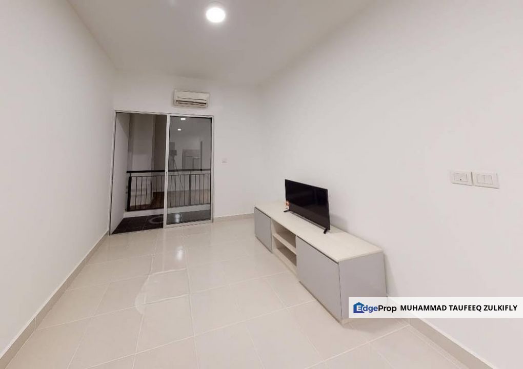 BRAND NEW | PARTIAL FURNISHED | Idaman Melur Apartment, Cybersouth Dengkil, Selangor, Sepang