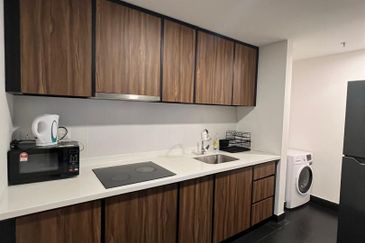 UNA Serviced Apartment