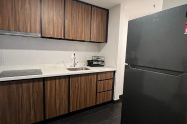 UNA Serviced Apartment