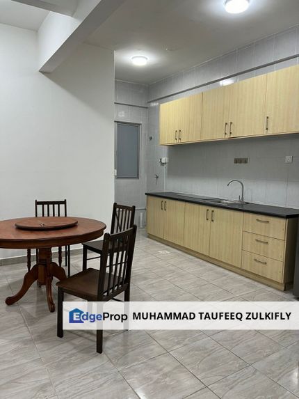 PARTIAL FURNISHED | 3 Bedrooms 3 Bathrooms, Vesta View Apartment Impian Putra Kajang, Selangor, Kajang