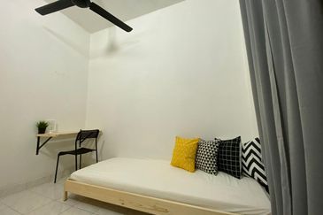 Brunsfield Service Apartment