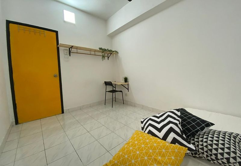 Brunsfield Service Apartment