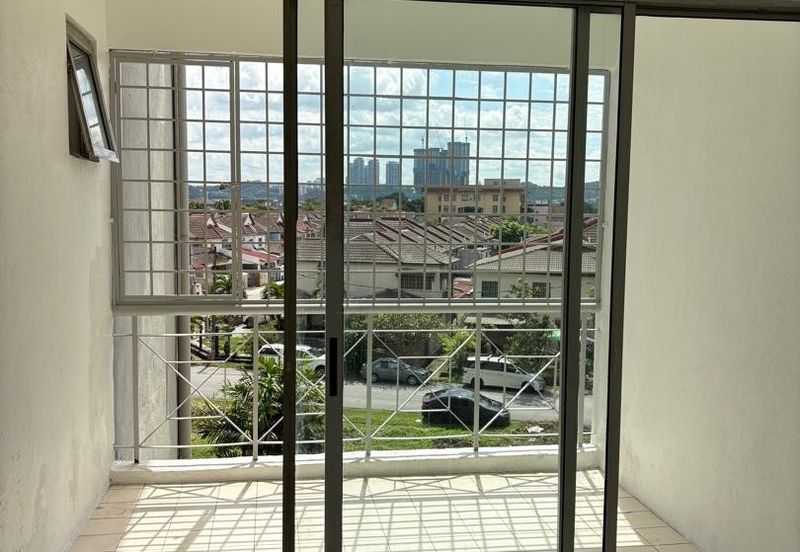 Apartment Subang Permai