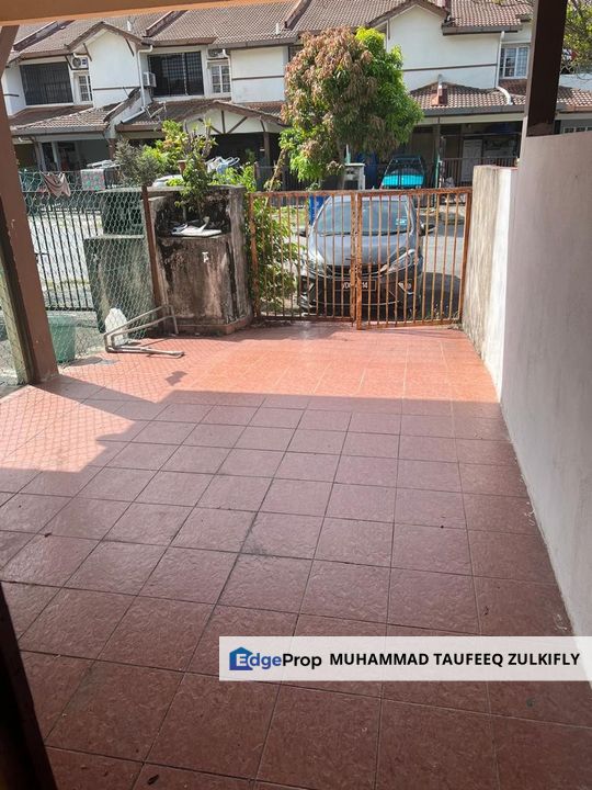 WELL MAINTAIN | UPPER UNIT | READY MOVE IN | Townhouse Puncak Perdana U10 Shah Alam, Selangor, Shah Alam