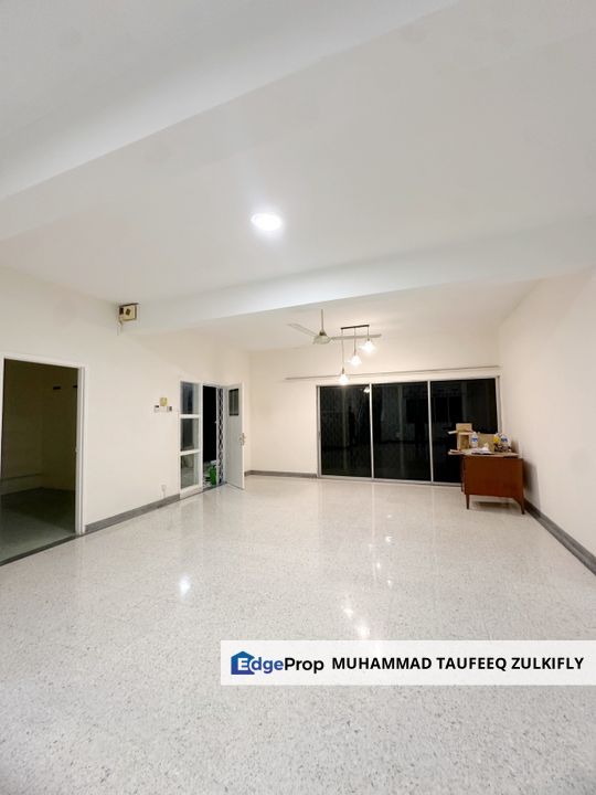 NEWLY REFURBISHED | READY MOVE IN | Bungalow Seksyen 17 Petaling Jaya, Selangor, Petaling Jaya