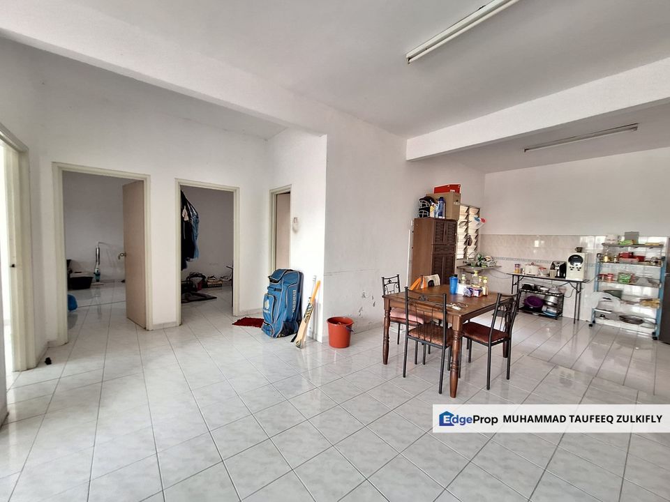 PARTIAL FURNISHED | WALK UP APARTMENT | Pangsapuri Sri Mekar, Puchong, Selangor, Puchong