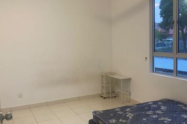 Safira Apartment, Seremban 2