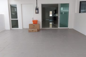 HIJAYU 3B @ BANDAR SRI SENDAYAN