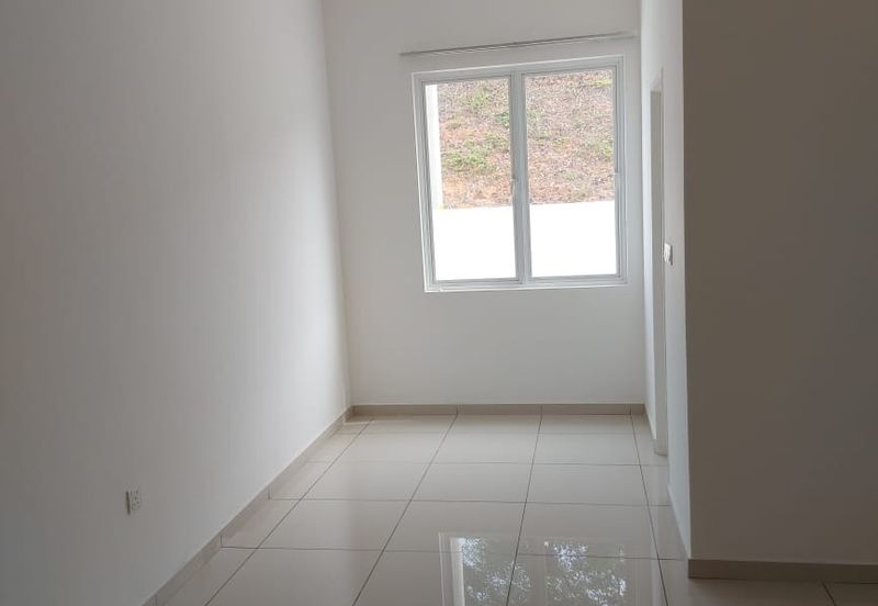 HIJAYU 3B @ BANDAR SRI SENDAYAN