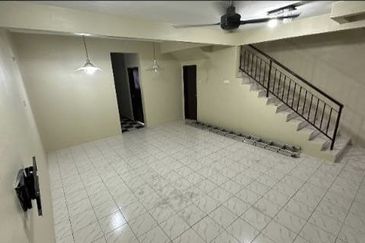 Taman Matahari Height