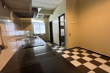 Taman Matahari Height