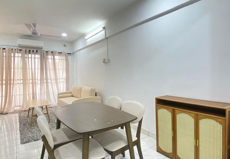 Brunsfield Service Apartment