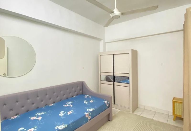 Brunsfield Service Apartment