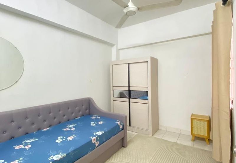 Brunsfield Service Apartment