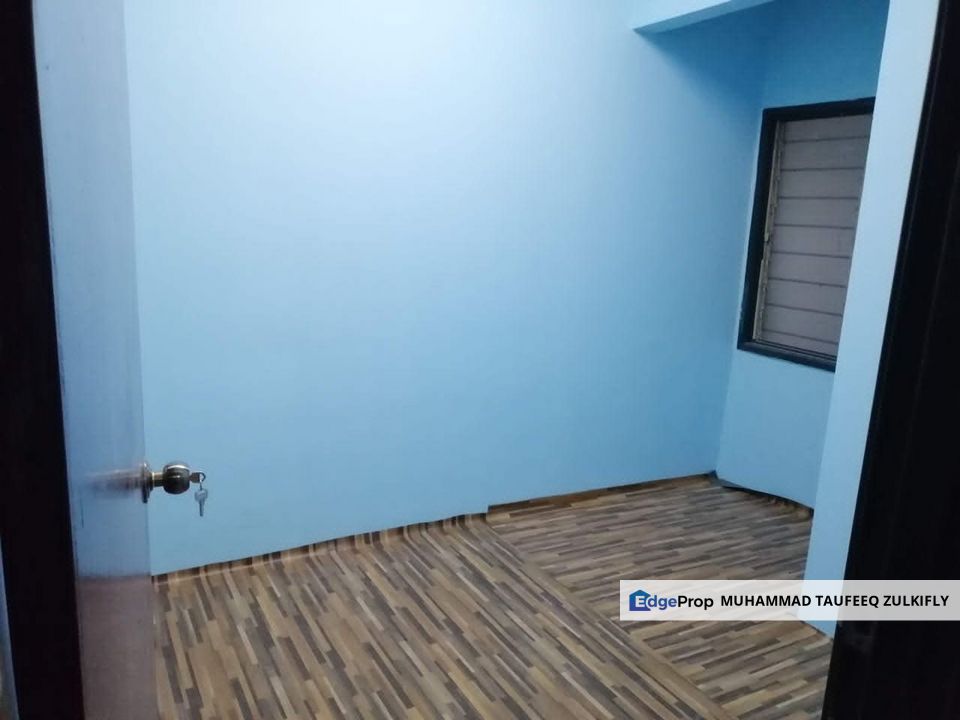 PARTIAL FURNISHED | Apartment Seri Mutiara Putra Heights Shah Alam, Selangor, Putra Heights