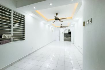 Alam Budiman Condominium (Pangsapuri Alam Budiman)