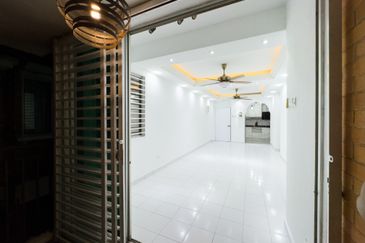 Alam Budiman Condominium (Pangsapuri Alam Budiman)