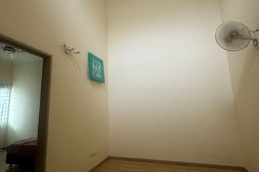 Ayu Impian, Alam Nusantara