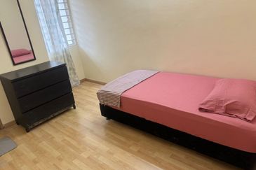 Ayu Impian, Alam Nusantara