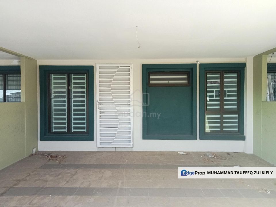 Teres Satu Tingkat Bersama Kitchen Cabinet, Bayu Indera Lukut, Port Dickson, Negeri Sembilan, Port Dickson