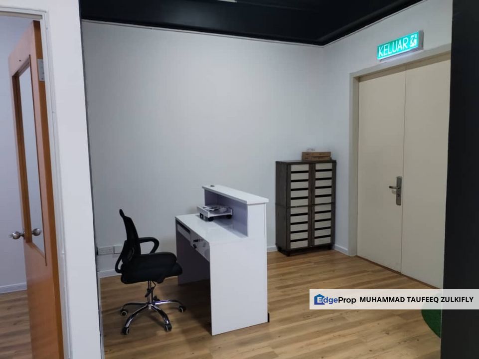 FULLY FURNISHED | READY MOVE IN | Office Unit Kenwingston Business Centre, Cyberjaya, Selangor, Cyberjaya