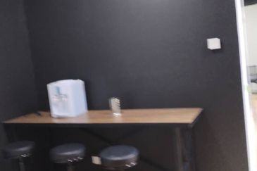 Kenwingston Business Centre