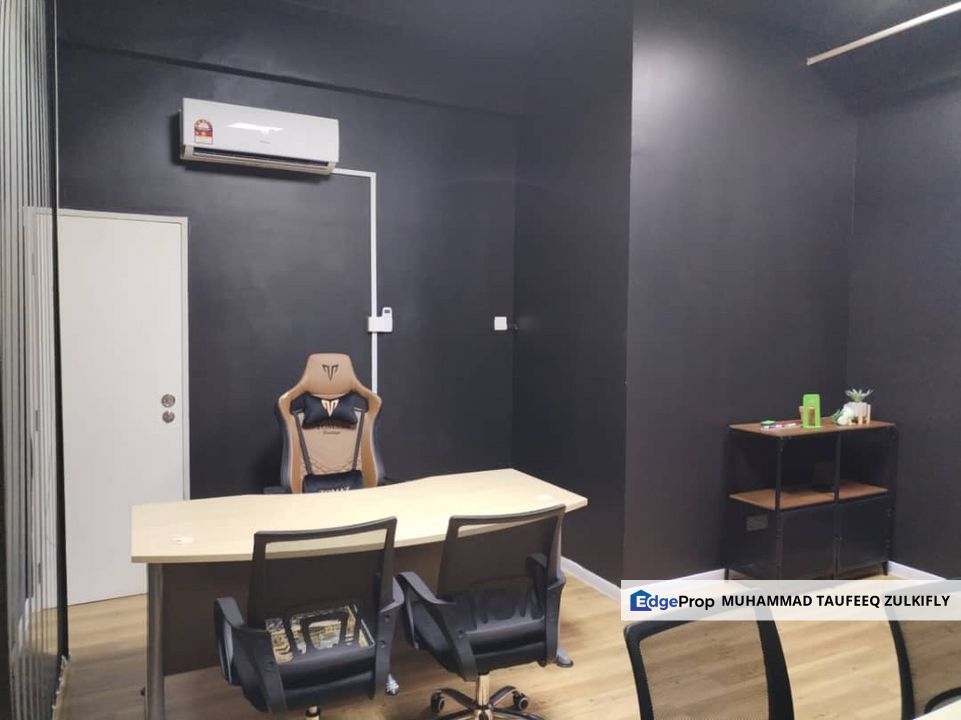 Fully Furnished Office Unit, Kenwingston Business Centre Cyberjaya, Ready Move In, Selangor, Cyberjaya