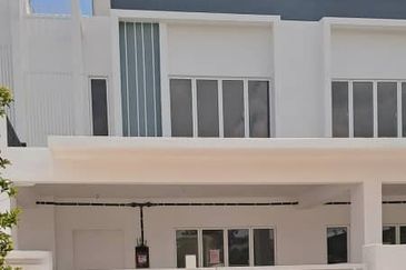 Bayu Sutera | Melora