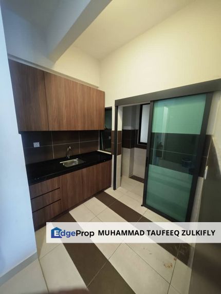 FACING POOL | PARTIAL FURNISHED | Maple Residence Bandar Bestari Klang, Selangor, Klang
