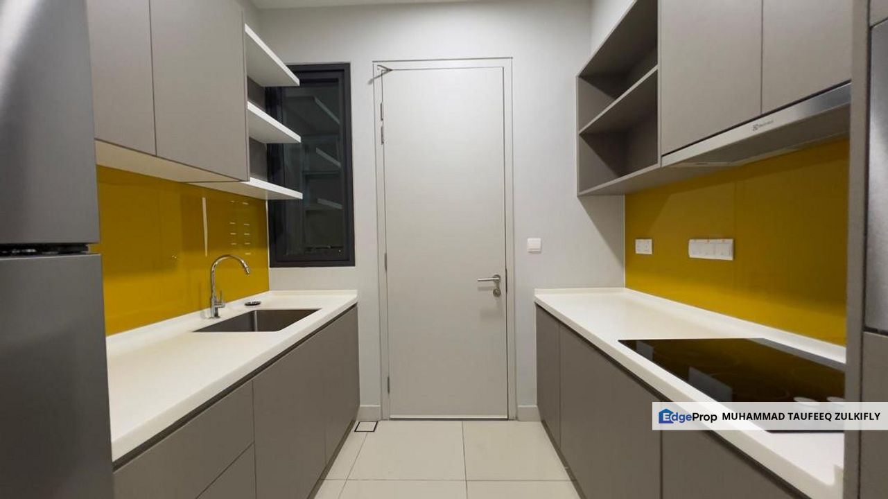 FULLY FURNISHED | GOLF COURSE VIEW | Cyperus Condo, Tropicana Garden Kota Damansara, Selangor, Tropicana