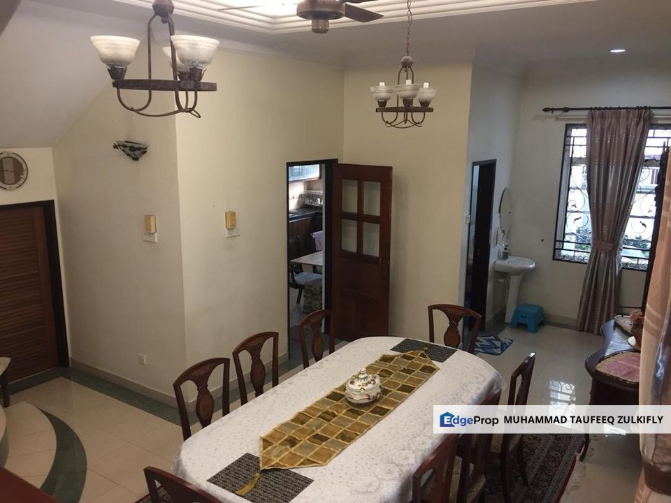 RENOVATED | FULLY FURNISHED | Semi D House SS 4, Kelana Jaya Petaling Jaya, Selangor, Petaling Jaya