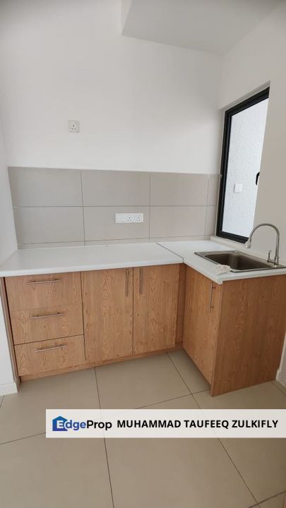 PARTIAL FURNISHED | BRAND NEW | Casa Embun Cybersouth Dengkil, Selangor, Dengkil