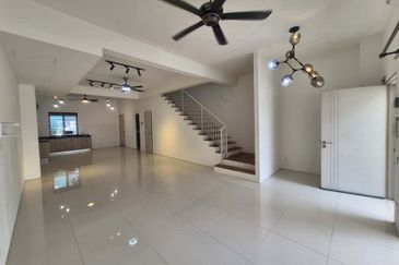 Casa Green @ Cybersouth