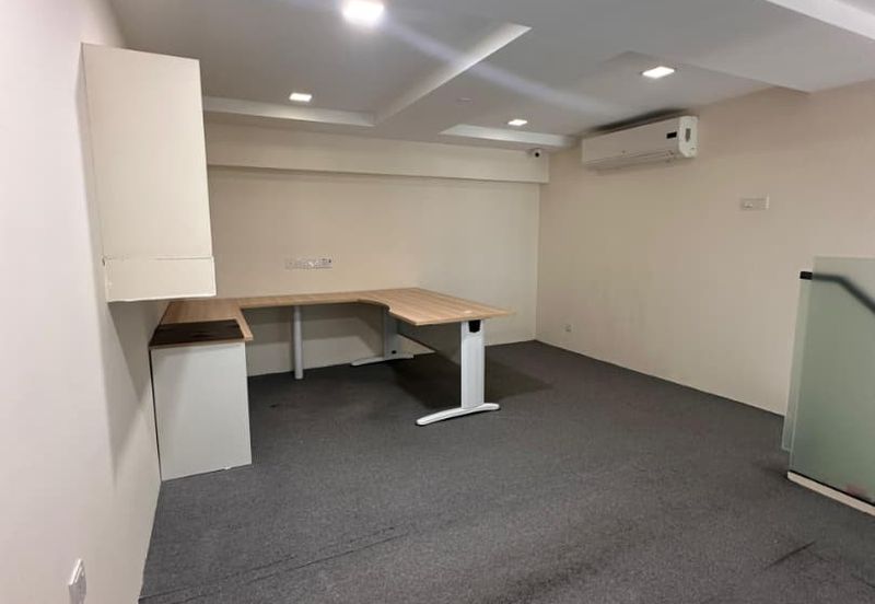 The Square @ One City