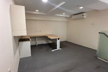 The Square @ One City