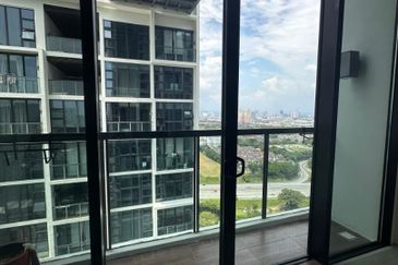 The Square @ One City