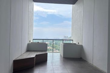 The Square @ One City