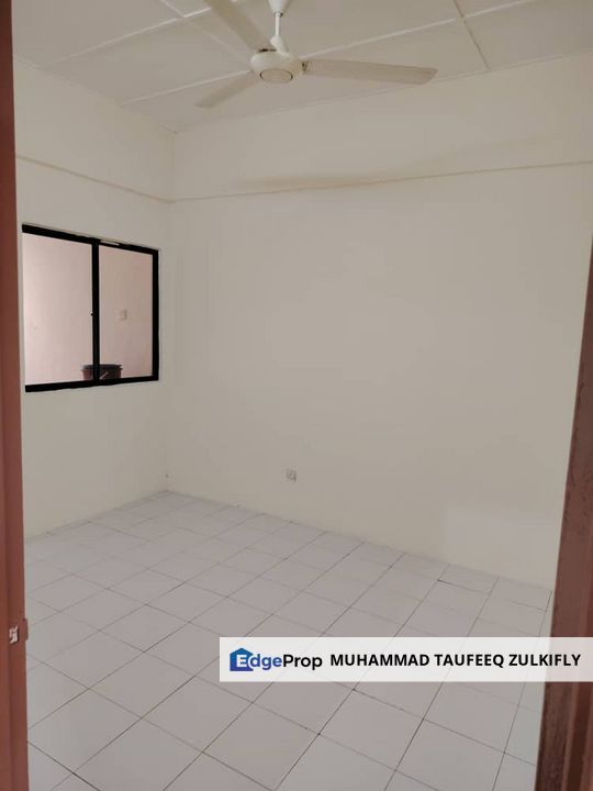 NEWLY REPAINTED | AVAILABLE MID DECEMBER | Prima Bayu Apartment, Klang, Selangor, Klang