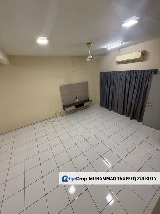PARTIAL FURNISHED | 2 Storey Terrace, Laman Orkid Nilai Impian, Negeri Sembilan, Nilai