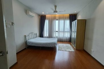 Zefer Hill Residence